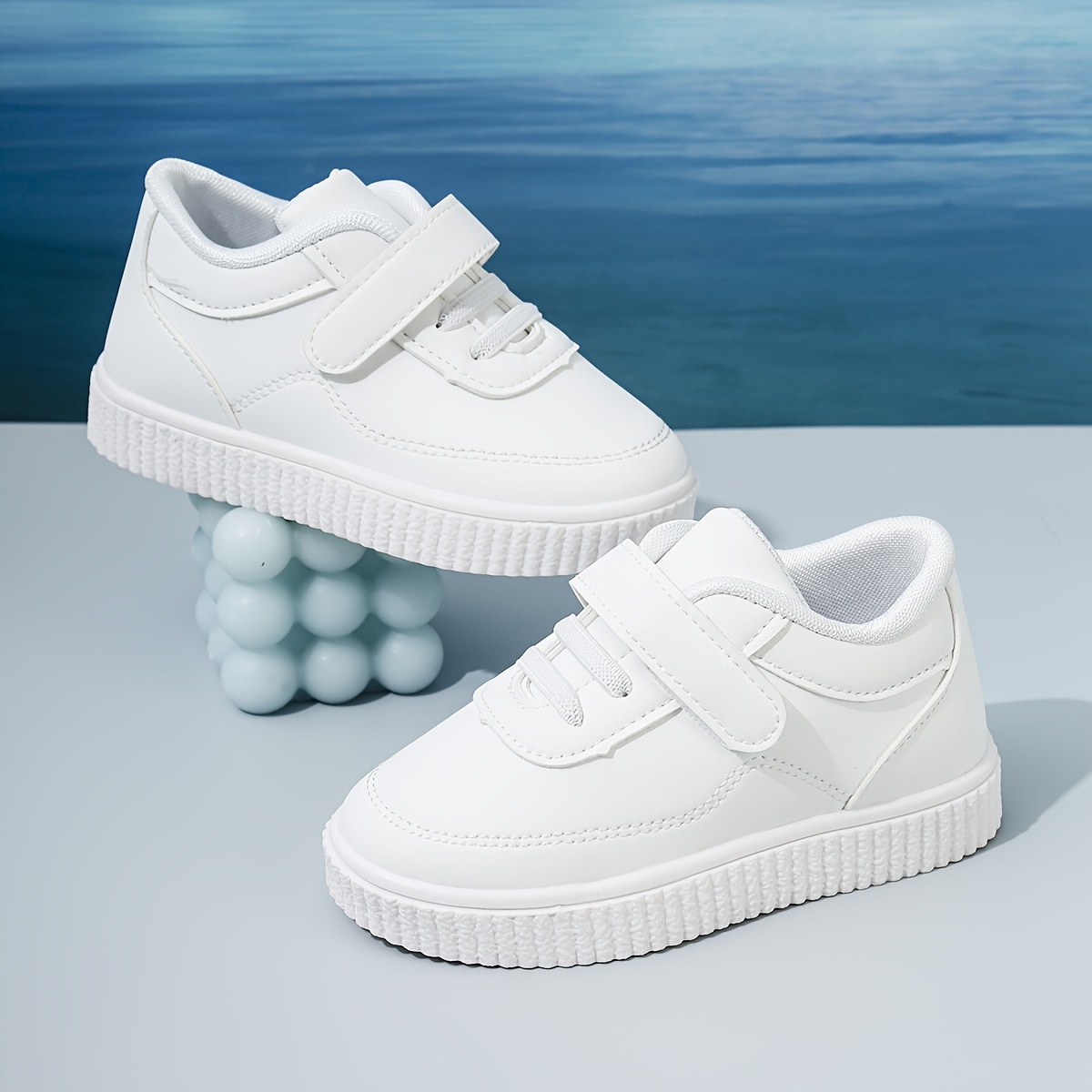 casual comfortable solid color low top sneakers for girls wear resistant non slip skateboard details 2