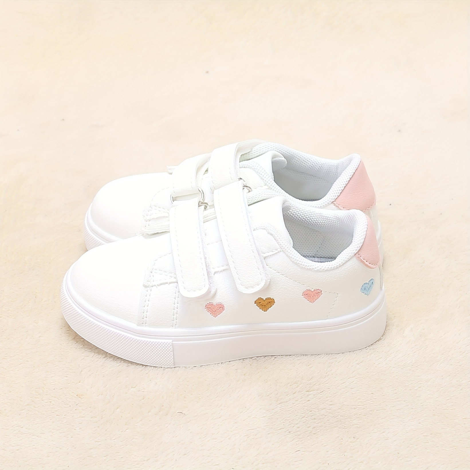casual cute low top sneakers for girls lightweight anti slip sneakers for outdoor walking running details 5