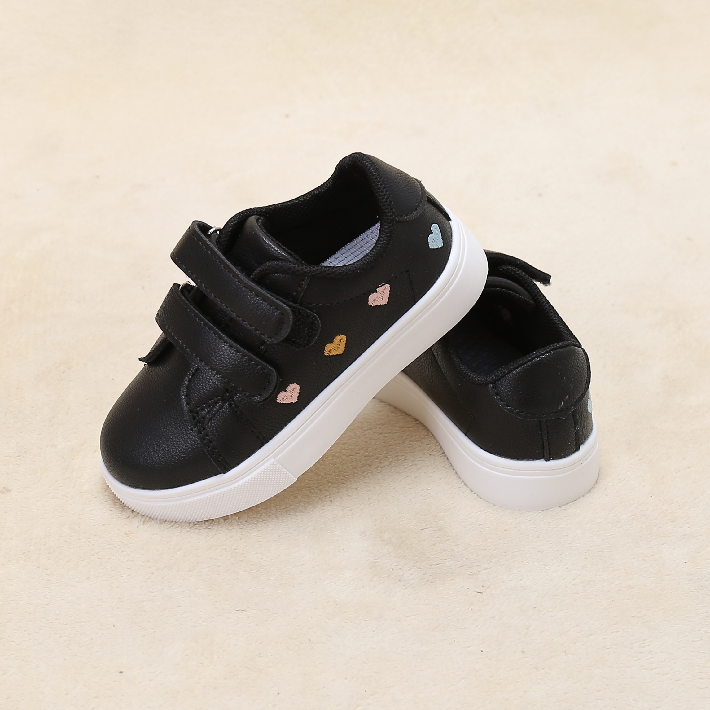 casual cute low top sneakers for girls lightweight anti slip sneakers for outdoor walking running details 7